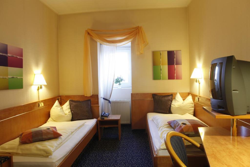 Hotel Villa Brenner Grünstadt Værelse billede